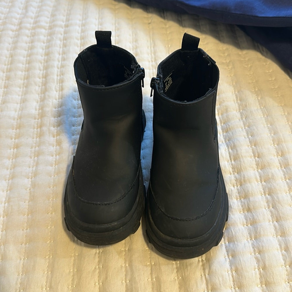 Toddler black boots